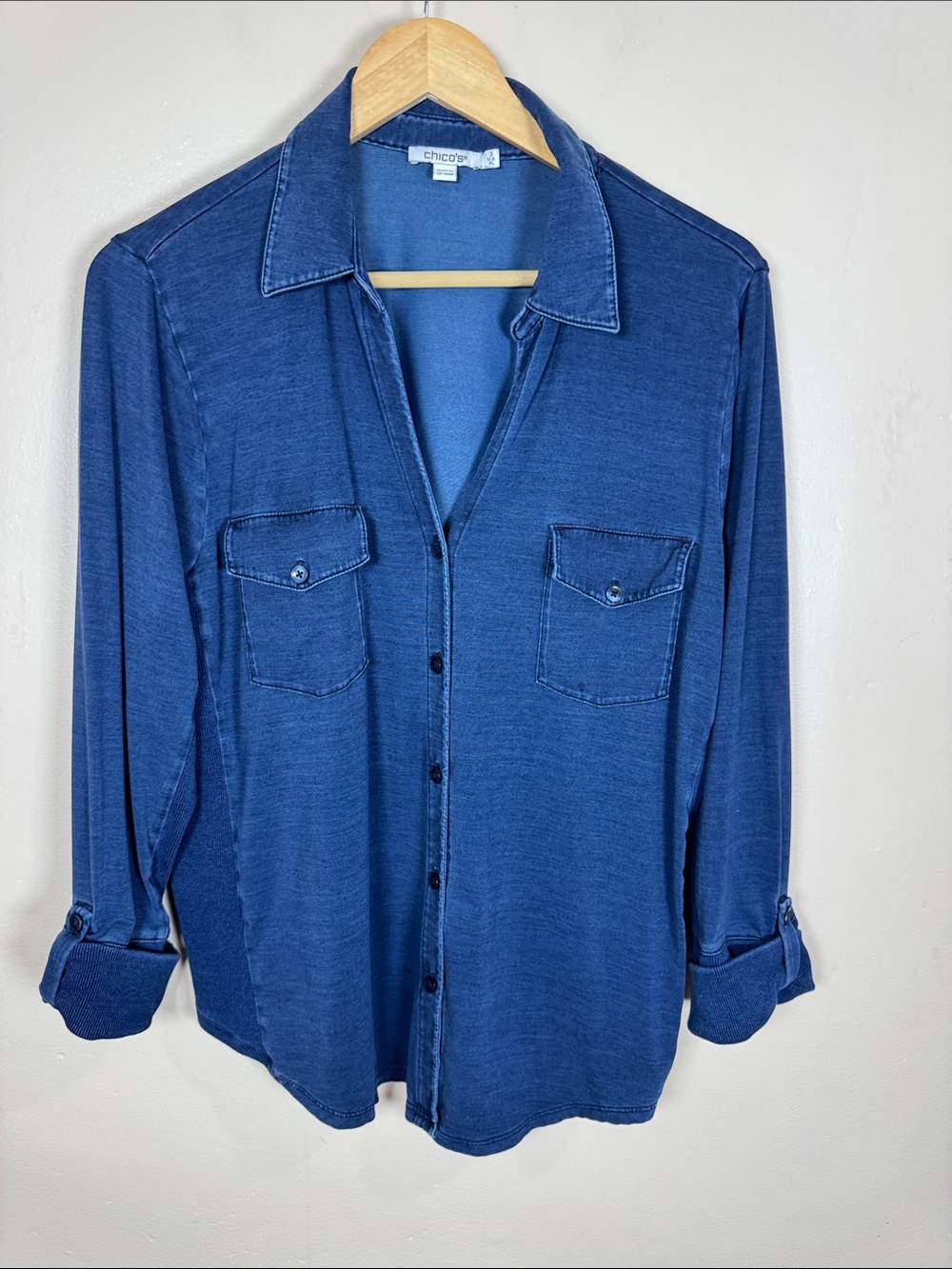 Chico's Womens Chambray Button-Down Shirt XL Stretch Casual Coastal Preppy